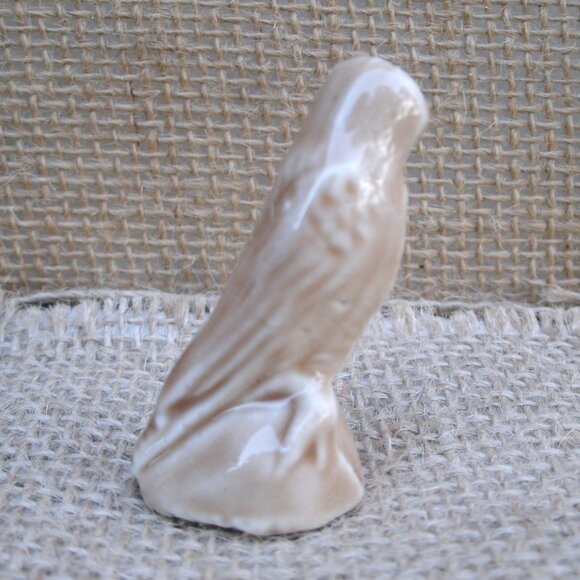 Vintage Wade Whimsies Hawk Porcelain Figurine - Picture 5 of 10